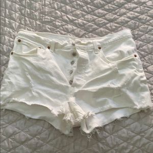 Levi’s 501 white denim shorts